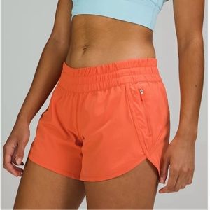 Lululemon Tracker LR lined shorts 4in